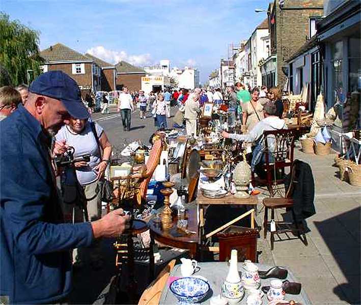 Deal Braderie 2008 (photo: Harold Wyld)