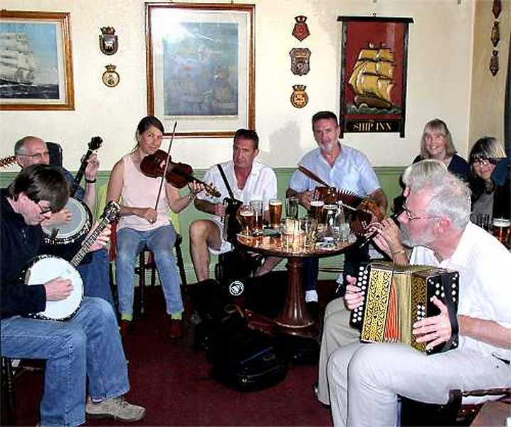 Deal Folk Festival 2008 (photo: Harold Wyld)
