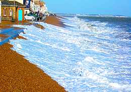 Surge tide at Deal seafront - Friday 9 November 2007 (photo: Gerry Costa)