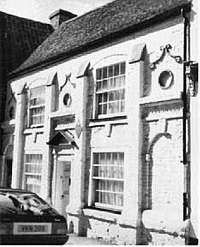 FIG 3: The Old Dutch House, King Street. See The Sandwich Society Journal, Vol 2, No 6, for a full account of the 1457 attack. 
