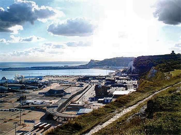 Dover Port (photo: Harold Wyld)