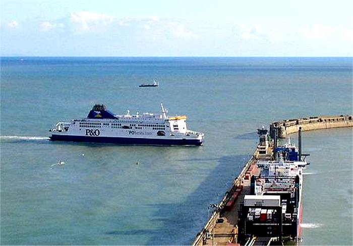 Ferry entering Dover Port (photo: Harold Wyld)