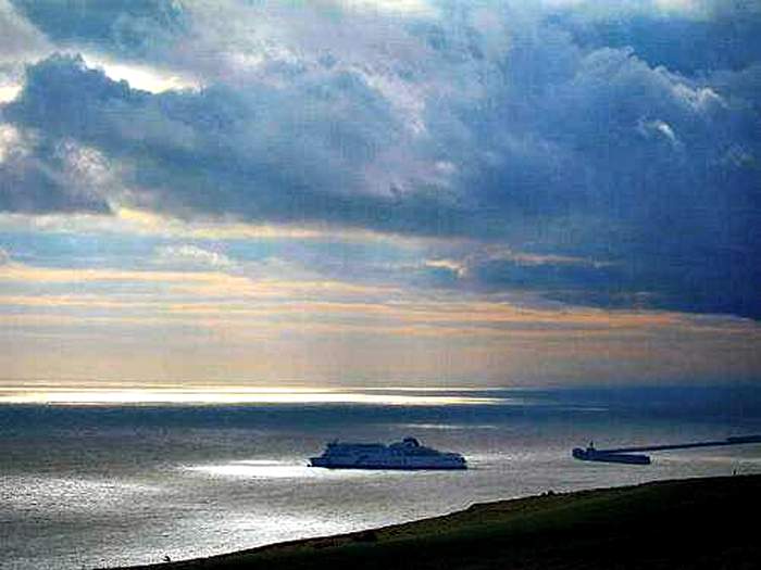 Shipping in the Channel (photo: Rob Riddle)