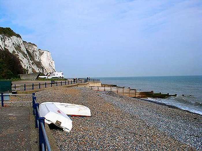 St Margaret's Bay (photo: Harold Wyld)