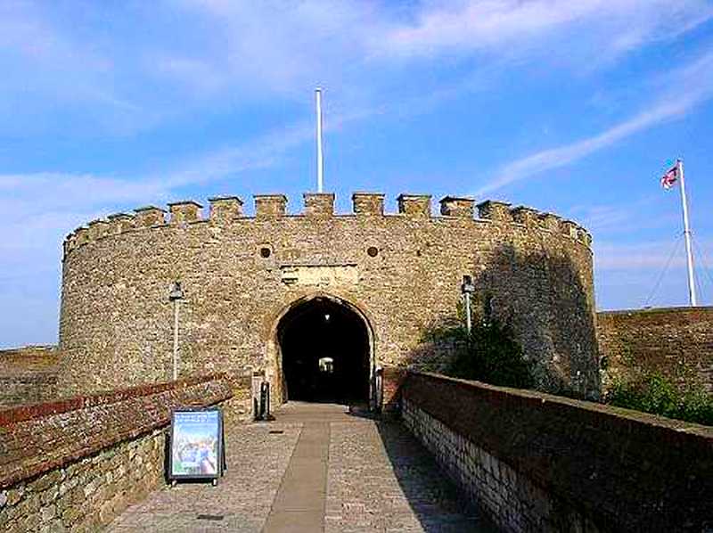 Deal Castle (photo: Harold Wyld)