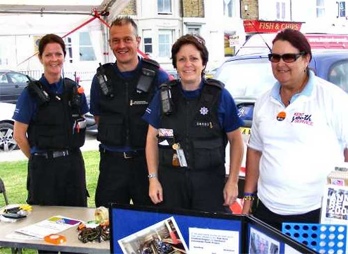 Walmer Picnic 2010 (photo: Harold Wyld)