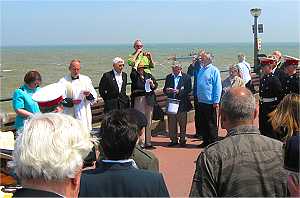 Service of Commemoration at Deal Pier (photo: Gerry Costa)