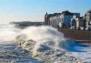 Tidal surge on November 9 2007 (photo:  Rob Riddle)