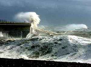 Storm at Dover (photo: Rob Riddle)