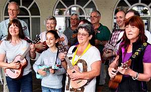 Deal ukulele players