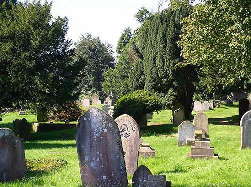 St Mary churchyard (photo: Harold Wyld)