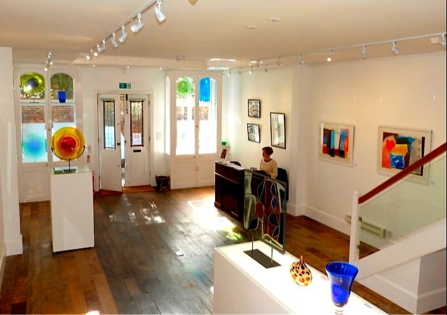 click here Linden Hall Studio (photo: Linden Hall)